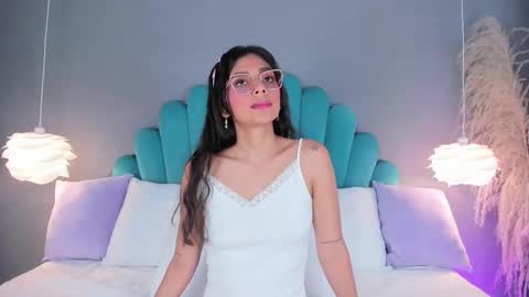 Alassia Hocthner online show from October 23, 11:38 am