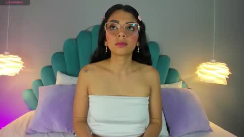 Alassia Hocthner online show from November 5, 11:48 am