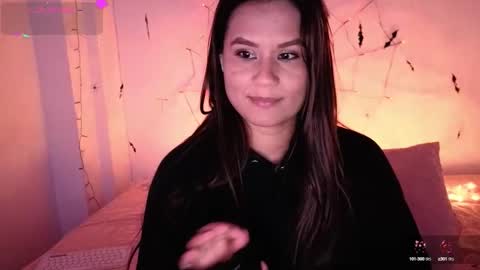 Snapshot of alba_toro535670 chatting on October 16, 12:30 pm alba_toro535670 online show from October 16, 12:30 pm