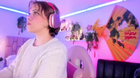 albaandthayron online show from March 4, 12:01 pm