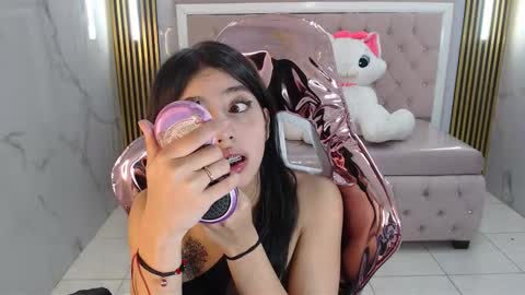 Snapshot of alehp_rose_s chatting on October 30, 4:08 pm Ale online show from October 30, 4:08 pm