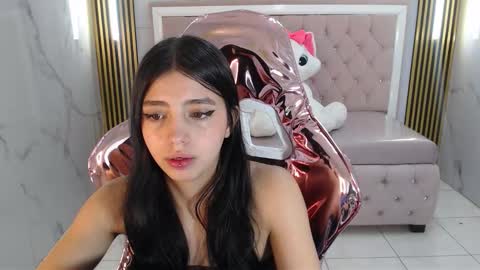 Snapshot of alehp_rose_s chatting on October 29, 1:26 pm Ale online show from October 29, 1:26 pm