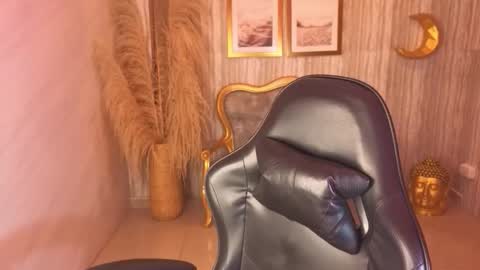 Ale online show from December 14, 1:06 pm