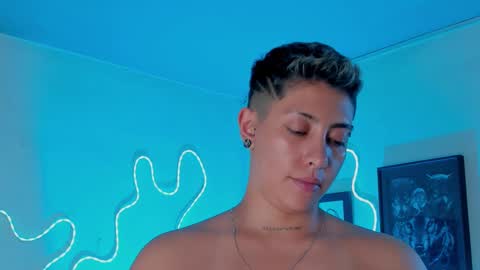 Alejandra online show from February 3, 6:40 am