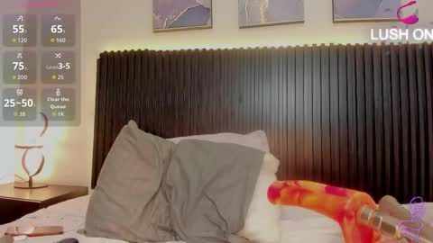 aleja__slav3 online show from December 19, 10:46 pm