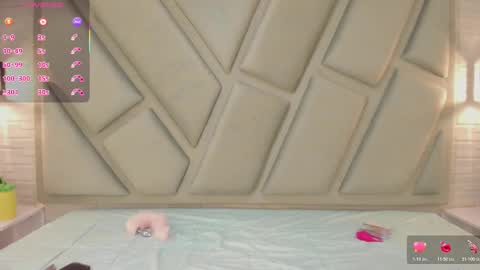 aleja__slav3 online show from March 5, 9:54 pm