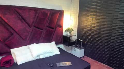 aleja__slav3 online show from March 8, 2:04 am