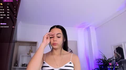 Alejandra online show from January 31, 11:35 am