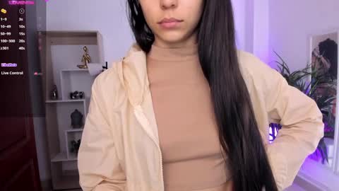 Alejandra online show from January 29, 11:30 am
