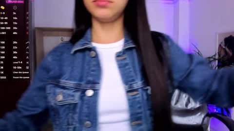 Alejandra online show from January 24, 11:15 am