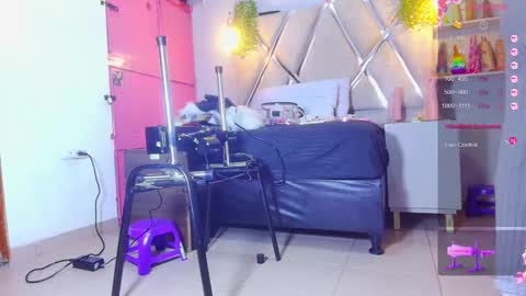 Snapshot of alejandra_martinss chatting on October 25, 2:52 am alejandra martins online show from October 25, 2:52 am