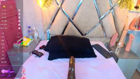 Snapshot of alejandra_martinss chatting on September 23, 10:30 pm alejandra martins online show from September 23, 10:30 pm