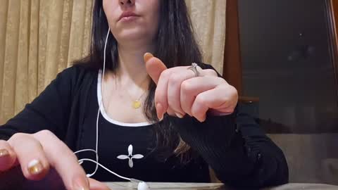 alejandradelaney online show from December 30, 10:12 pm