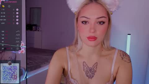 aleksa_candy online show from September 15, 3:15 am