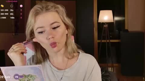 Snapshot of aleksalore chatting on February 27, 4:09 am Lexi online show from February 27, 4:09 am