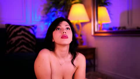 Snapshot of alenacapricious chatting on October 21, 5:06 pm alenacapricious online show from October 21, 5:06 pm