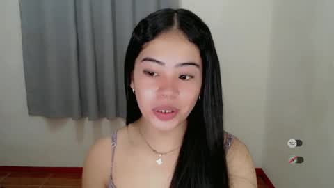 Snapshot of alesha_vibe_me chatting on March 4, 3:59 pm alesha_vibe_me online show from March 4, 3:59 pm