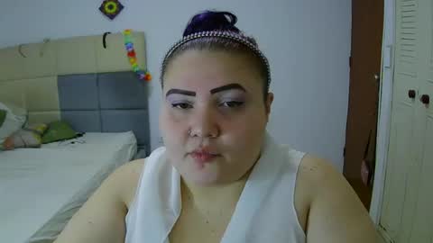 Alesia jones01 online show from April 6, 5:30 am