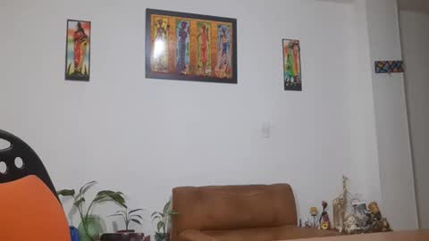 Alesia jones01 online show from September 20, 6:23 am