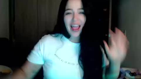Snapshot of aleska__bell chatting on September 20, 12:21 am Aleska online show from September 20, 12:21 am