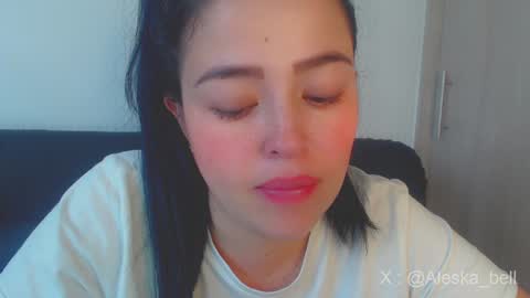 Snapshot of aleska__bell chatting on January 16, 3:35 pm Aleska online show from January 16, 3:35 pm