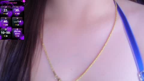 QUEEN OFF MILk  IM BACK  15 NOV online show from December 30, 12:54 am