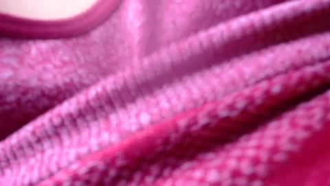 QUEEN OFF MILk  IM BACK  15 NOV online show from January 27, 10:49 pm