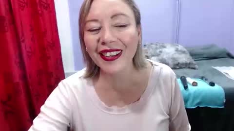 Snapshot of aleska_sex chatting on January 7, 2:19 pm ALESKA online show from January 7, 2:19 pm