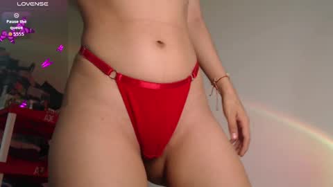 Snapshot of alessia_santorinni chatting on October 5, 2:44 pm alessia_santorinni online show from October 5, 2:44 pm