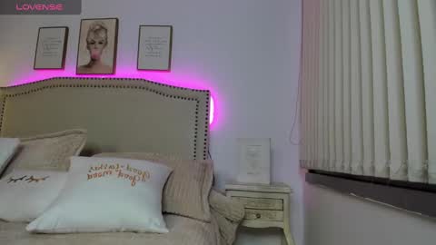 Alessia cruz online show from February 17, 10:40 am