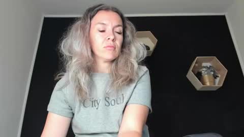 Snapshot of alesys69 chatting on September 20, 11:14 pm alesys69 online show from September 20, 11:14 pm