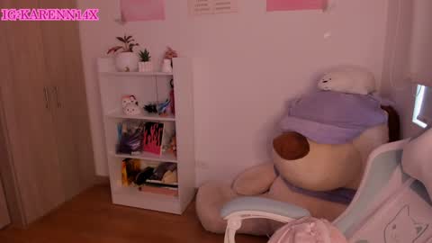 Snapshot of alexa_6908 chatting on January 26, 8:13 pm alexa online show from January 26, 8:13 pm
