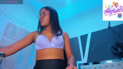 alexa andherson online show from March 5, 9:39 pm