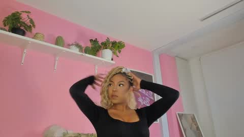 Alexandra  online show from February 1, 7:36 am