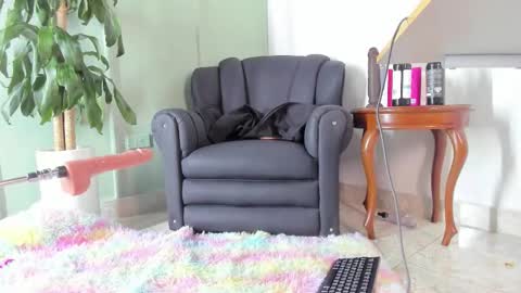 alexa_bue online show from September 17, 5:38 am