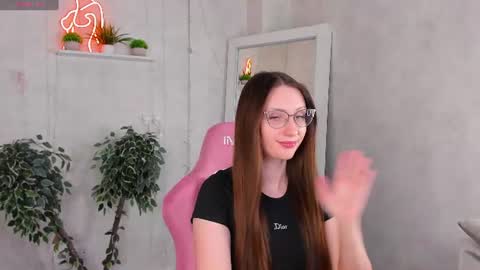 Alexa online show from June 25, 9:24 am