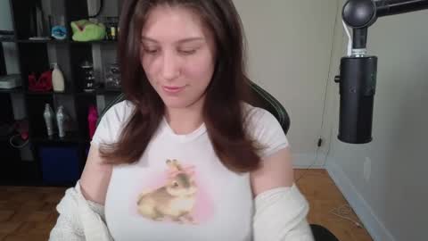 Snapshot of alexa_dream chatting on October 16, 10:12 pm dont be afraid to click social media link its  working  just click on that  online show from October 16, 10:12 pm