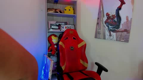 Snapshot of alexa_grey_1 chatting on January 29, 12:24 pm alexa online show from January 29, 12:24 pm