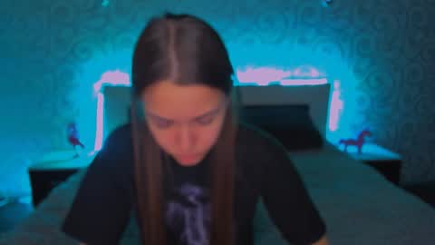 angel online show from December 10, 3:09 am