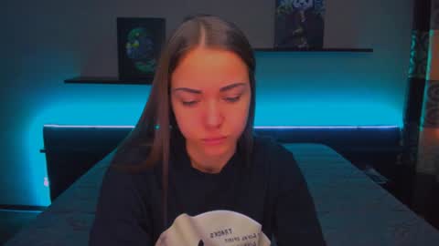 angel online show from December 27, 3:20 am