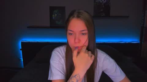 angel online show from March 11, 12:48 am