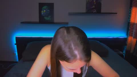 angel online show from May 18, 12:53 am