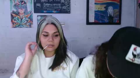 Alexa Blu3 online show from October 21, 12:47 am