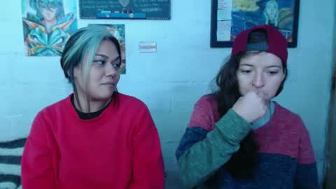 Snapshot of alexablu3 chatting on December 22, 3:33 am Alexa Blu3 online show from December 22, 3:33 am