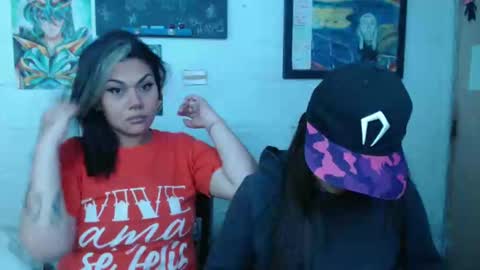 Snapshot of alexablu3 chatting on January 24, 1:24 am Alexa Blu3 online show from January 24, 1:24 am