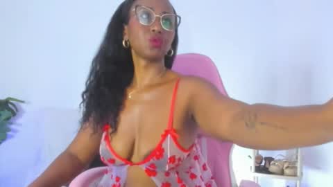 Snapshot of alexajhonson1011 chatting on October 19, 6:54 pm Alexa Jhonson online show from October 19, 6:54 pm