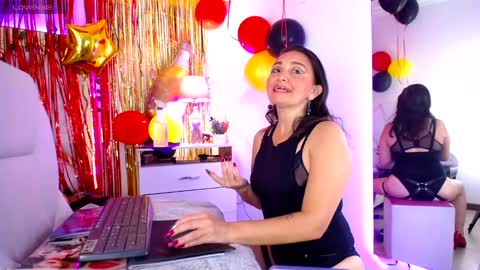 Alexa Moon online show from October 1, 5:40 pm