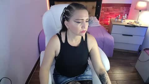 Alexa Moon online show from February 16, 1:38 pm