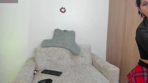 I am Alexandra online show from January 6, 2:37 am