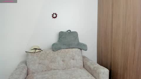 I am Alexandra online show from December 19, 2:12 am